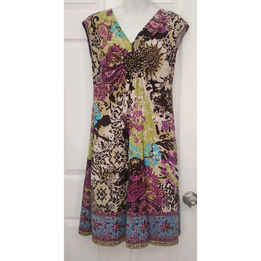 BOHO Chic ICE Dress Size 8 Colorful Floral Sleeveless Midi Bead Detail